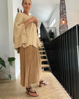 Lemme Cashmere Sweater Oversize Knit - Made In Italy: Beige worn by model in natural setting LUXAMORE