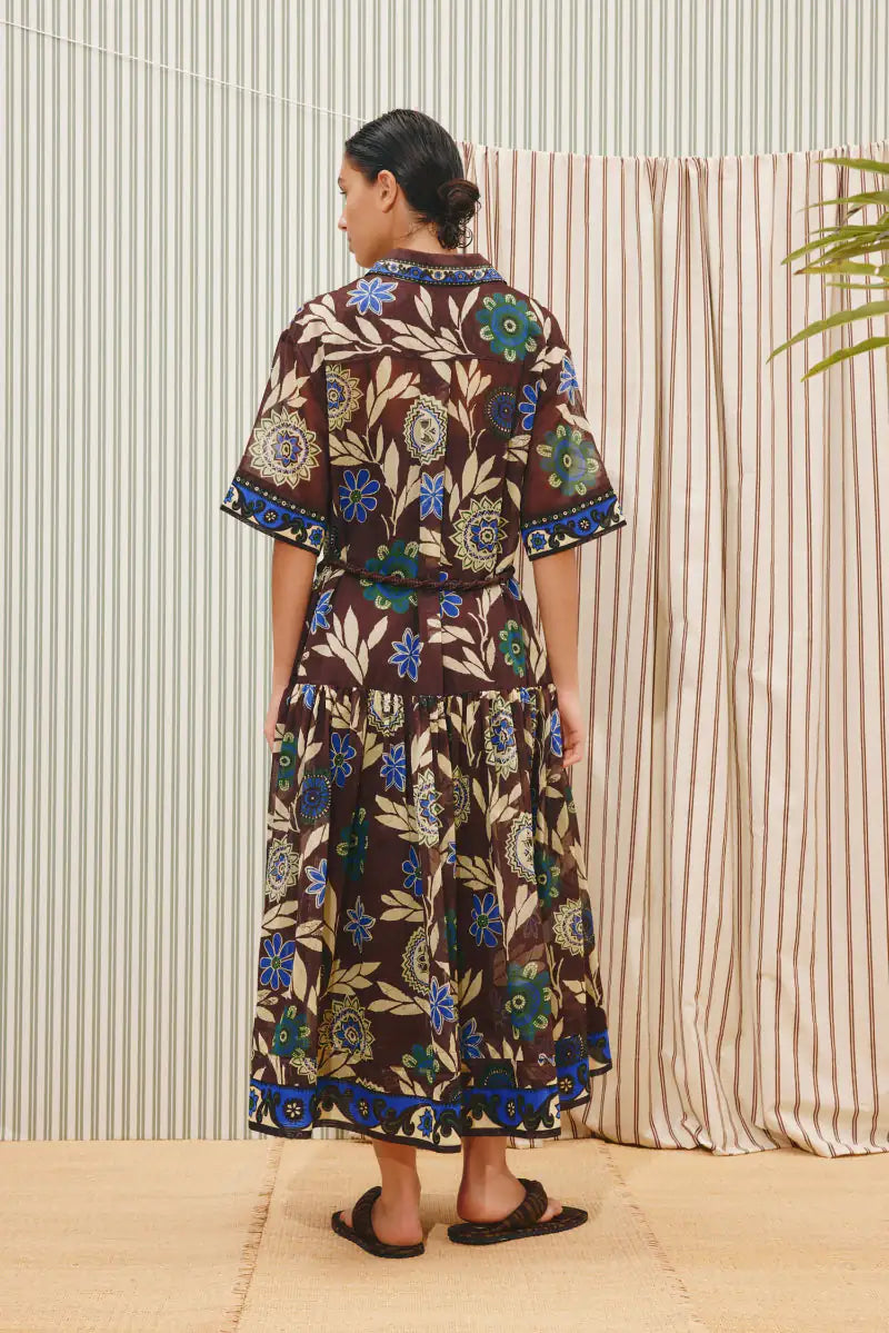 Alemais Sustainable Florence-Shirt close up worn by model LUXAMORE