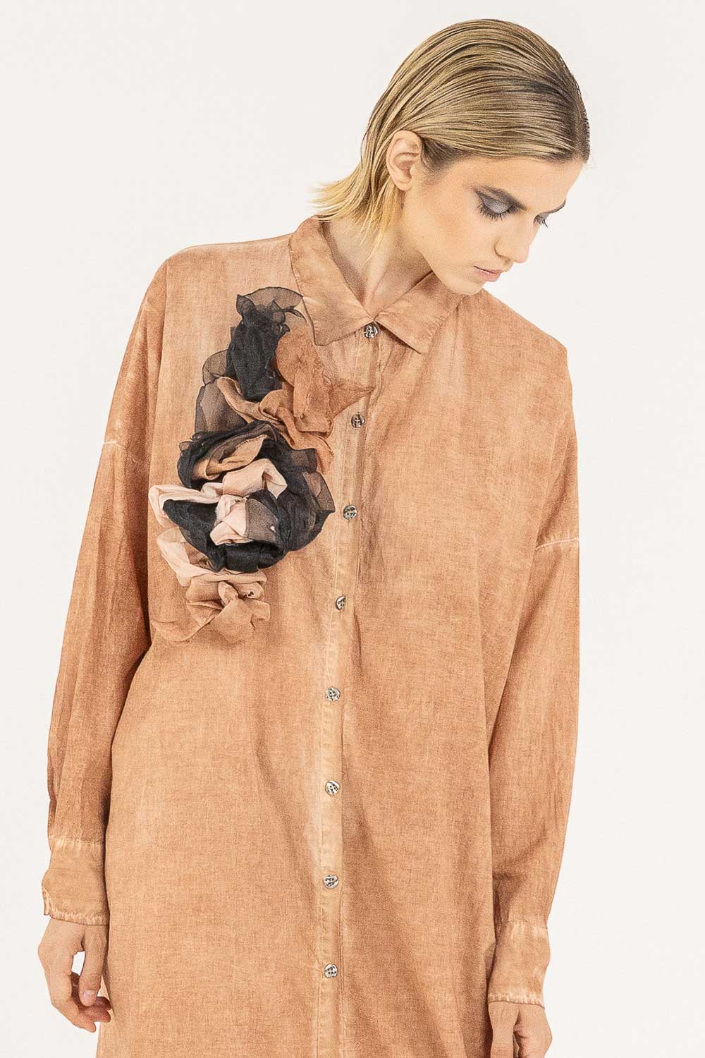 Alemais Sustainable Florence-Shirt close up worn by model LUXAMORE