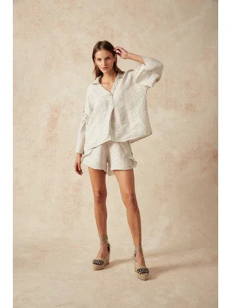 Estilo Emporio Filly Shorts worn by model in natural setting LUXAMORE 