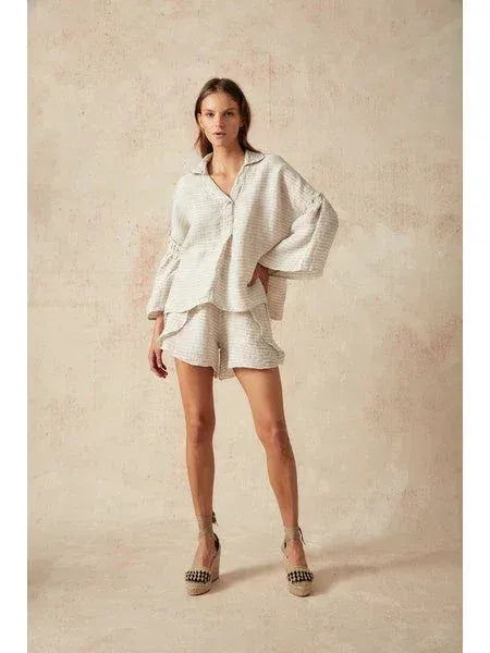 Estilo Emporio Filly Shorts worn by model in natural setting LUXAMORE 