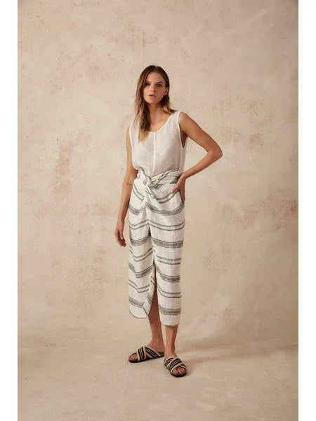 Estilo Emporio Malay Skirt - Monochroma worn by model in natural setting LUXAMORE 