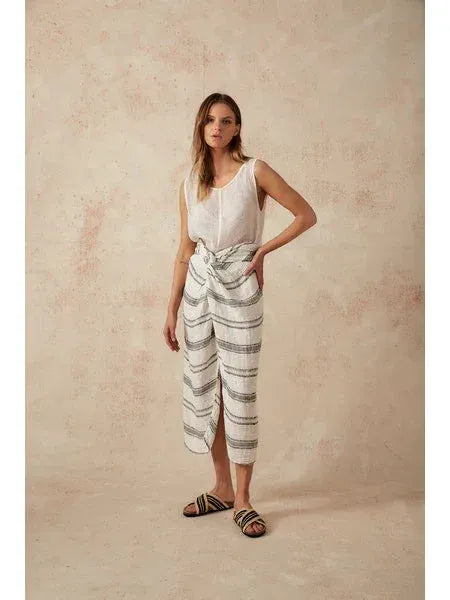 Estilo Emporio Malay Skirt - Monochroma worn by model in natural setting LUXAMORE 