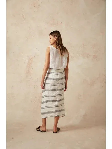 Estilo Emporio Malay Skirt - Monochroma worn by model in natural setting LUXAMORE 