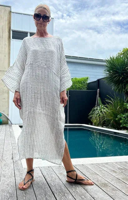 Estilo Emporio Nebbilio Linen Dress - Binario LUXAMORE  