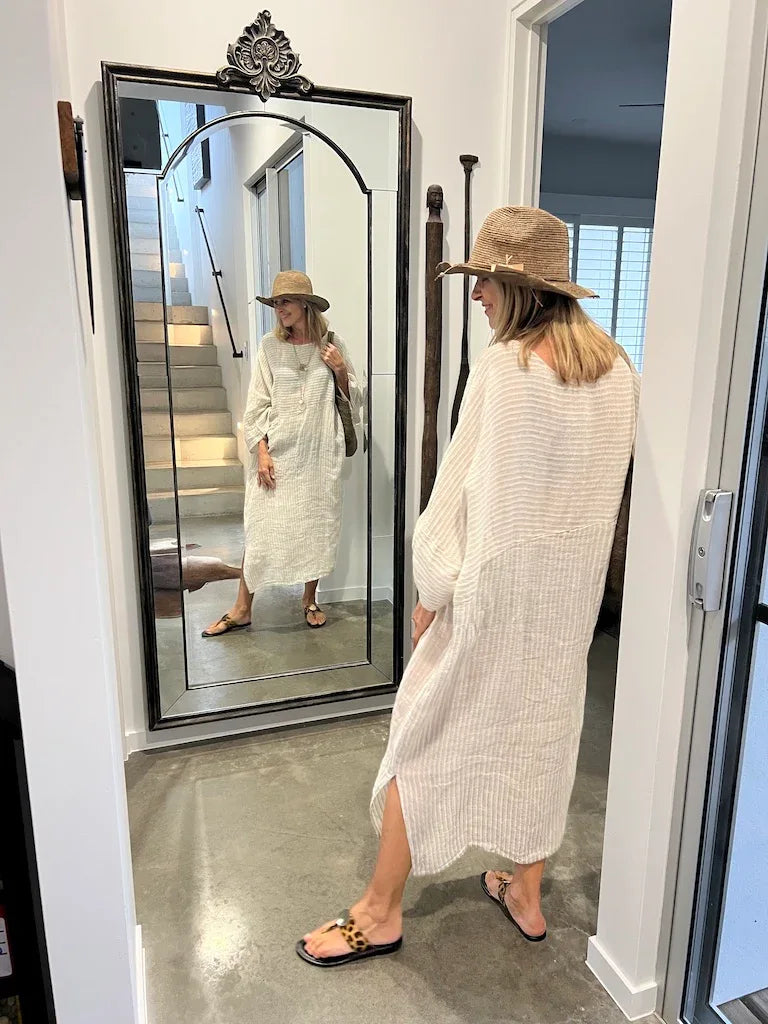 Estilo Emporio Nebbilio Linen Dress - Lyla worn by model in natural setting LUXAMORE 