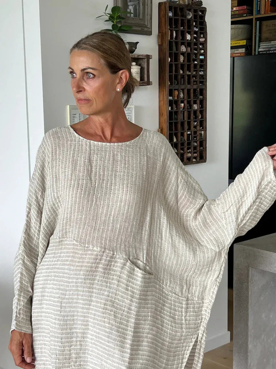 Estilo Emporio Nerano Top worn by model in natural setting LUXAMORE 