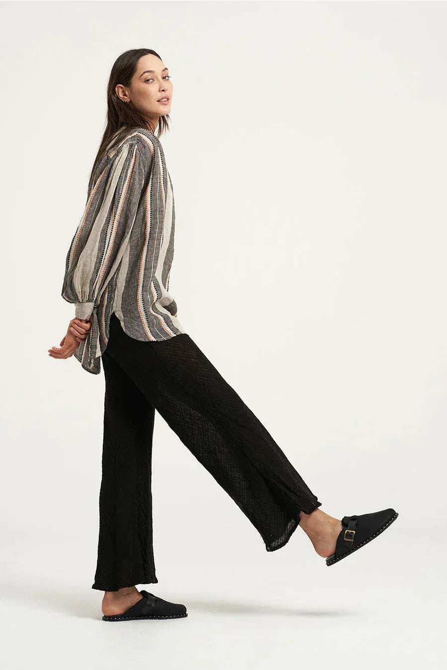 Pre Order Estilo Emporio Linen Pant Novo Flare - Black worn by model in natural setting LUXAMORE 