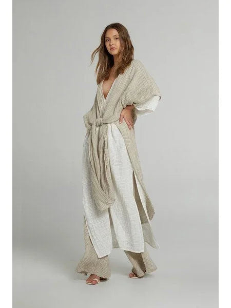 Estilo Emporio Tie Kimono - Scorpione Natural worn by model in natural setting LUXAMORE 
