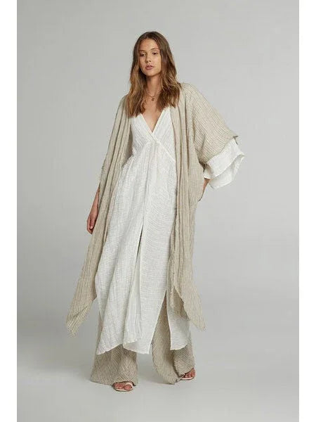 Estilo Emporio Tie Kimono - Scorpione Natural worn by model in natural setting LUXAMORE 