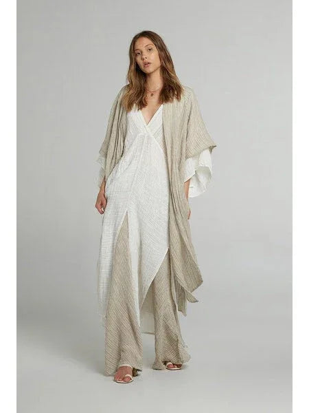 Estilo Emporio Tie Kimono - Scorpione Natural worn by model in natural setting LUXAMORE 