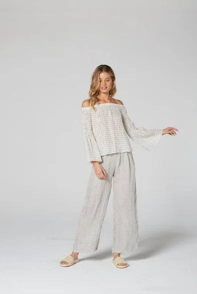 Estilo Emporio Twiggy Off The Shoulder Top worn by model in natural setting LUXAMORE 