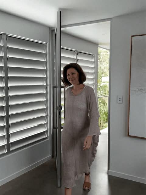 Exclusive Estilo Emporio Neve Dress - Rete Taupe - LUXAMORE