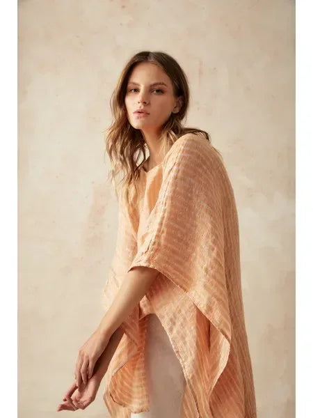 Exclusive: Estilo Emporio Parla Top - Papagallo Oro LUXAMORE  