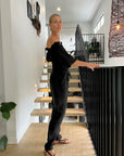 La Bottega di Brunella Pantalone Agathos Linen Pants Black worn by model in natural setting LUXAMORE 