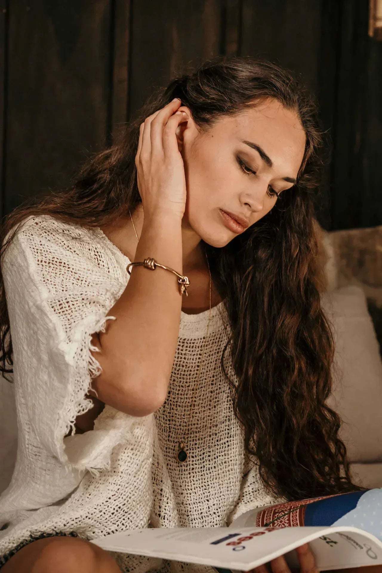 Woman Wearing La Bottega di Brunella Top Maglia Corsara - Campagna latte - Tops LUXAMORE