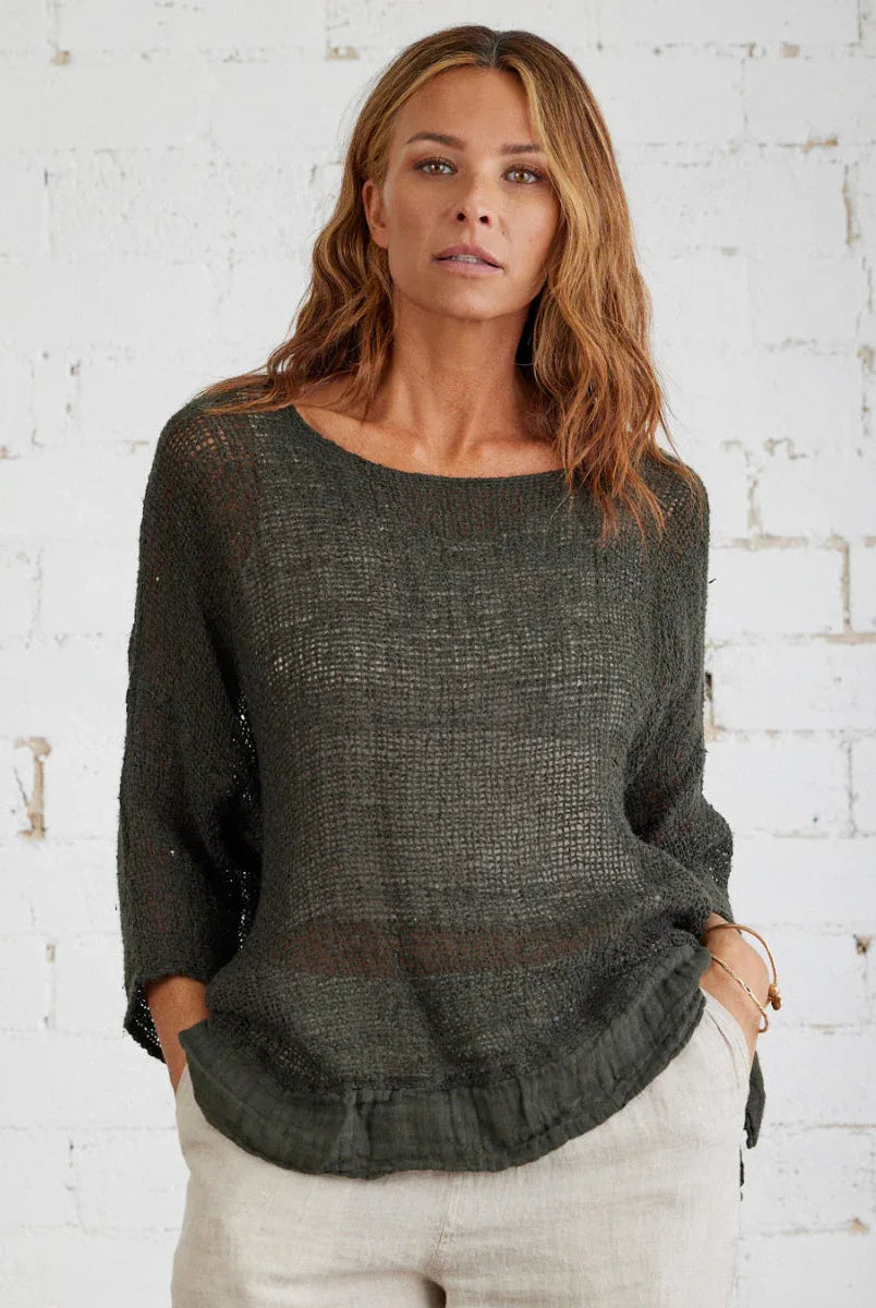 La Bottega di Brunella Top Maglia Europa - Campagna Fossil worn by model in natural setting LUXAMORE 