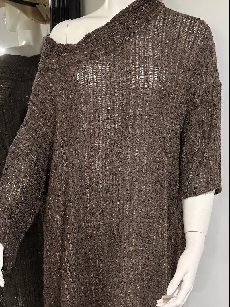 Woman Wearing La Bottega di Brunella VESTITO ICARO - Michelangelo linen dress LUXAMORE 