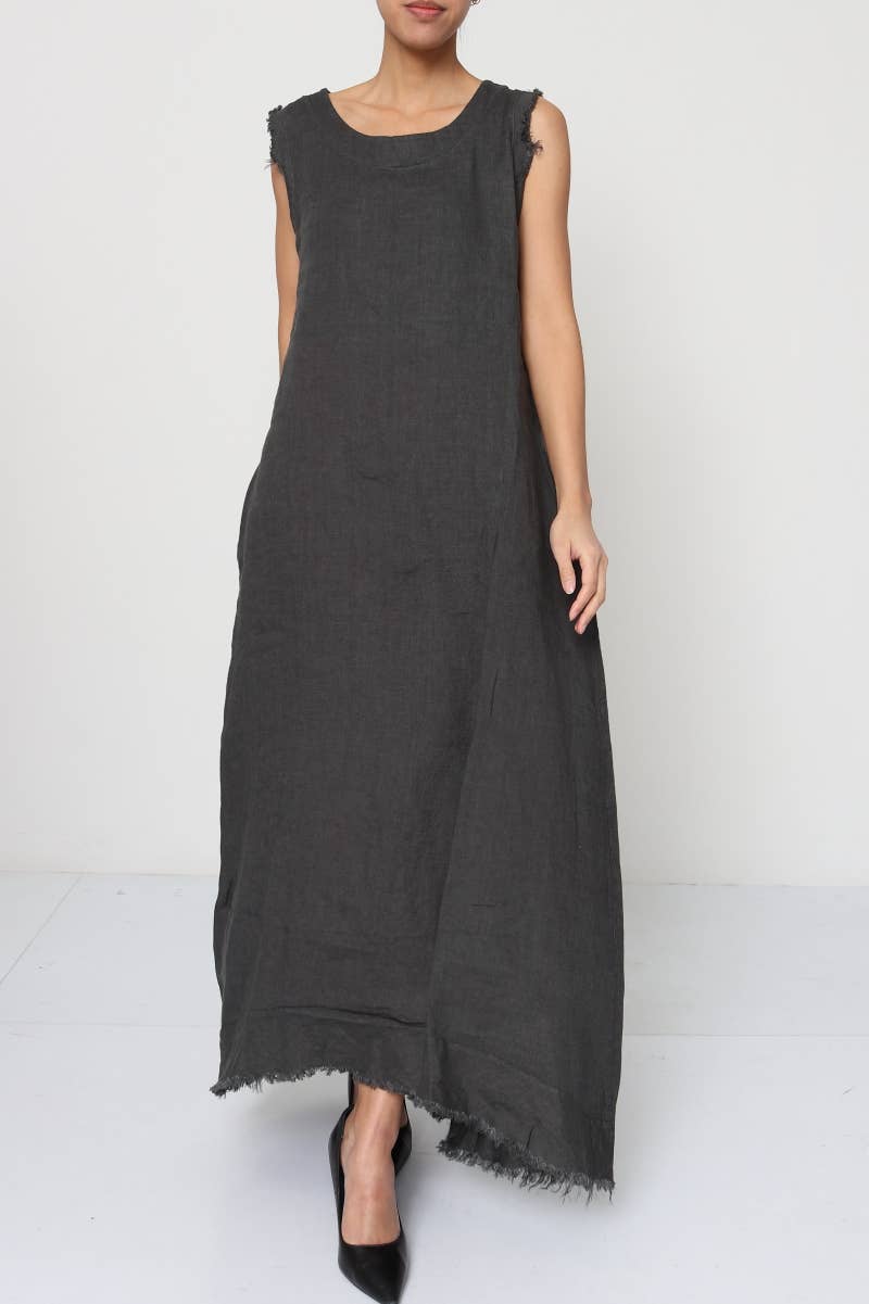 Pre Order Linen Dress Sleeveless Raw Edge, Maxi Made in Italy Black worn by model in natural setting LUXAMORE 