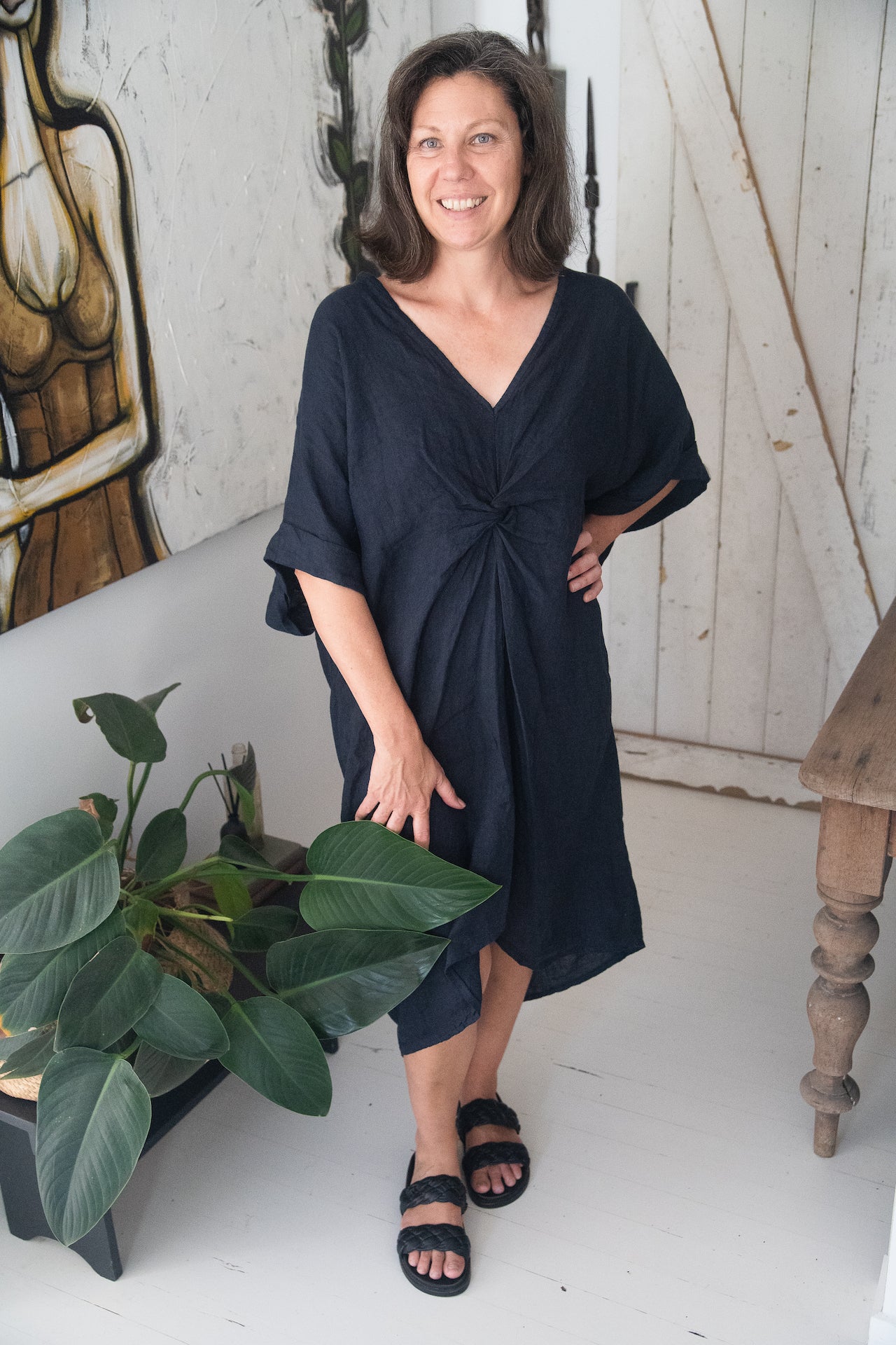 Linen Dress V Neck Knot Midi Made in Italy Black