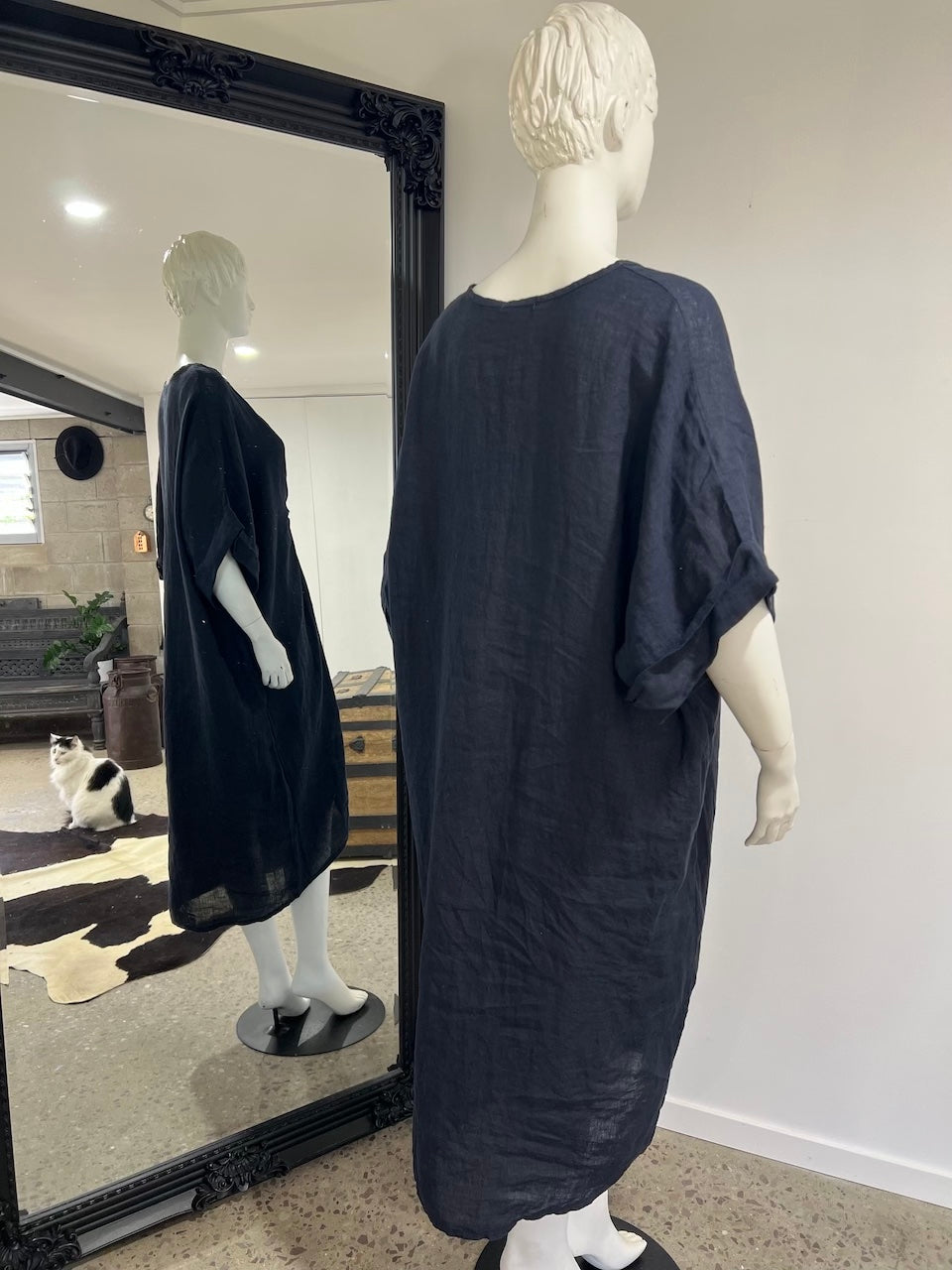 Linen Dress V-neck Knot Front Midi Made in Italy Navy