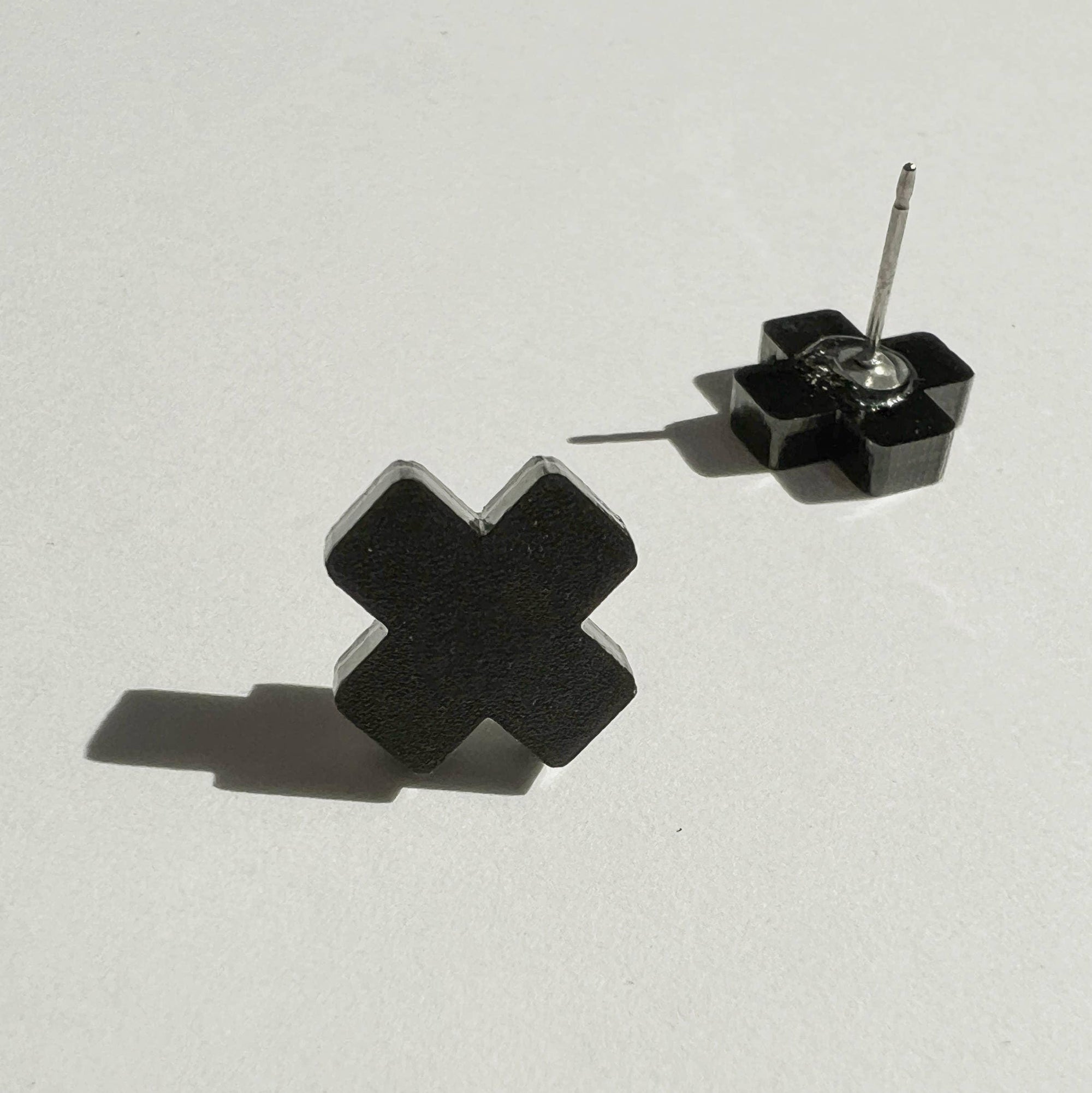 Mingled Black Cross Stud Earrings - Small Cross Earrings, Minimalist LUXAMORE  