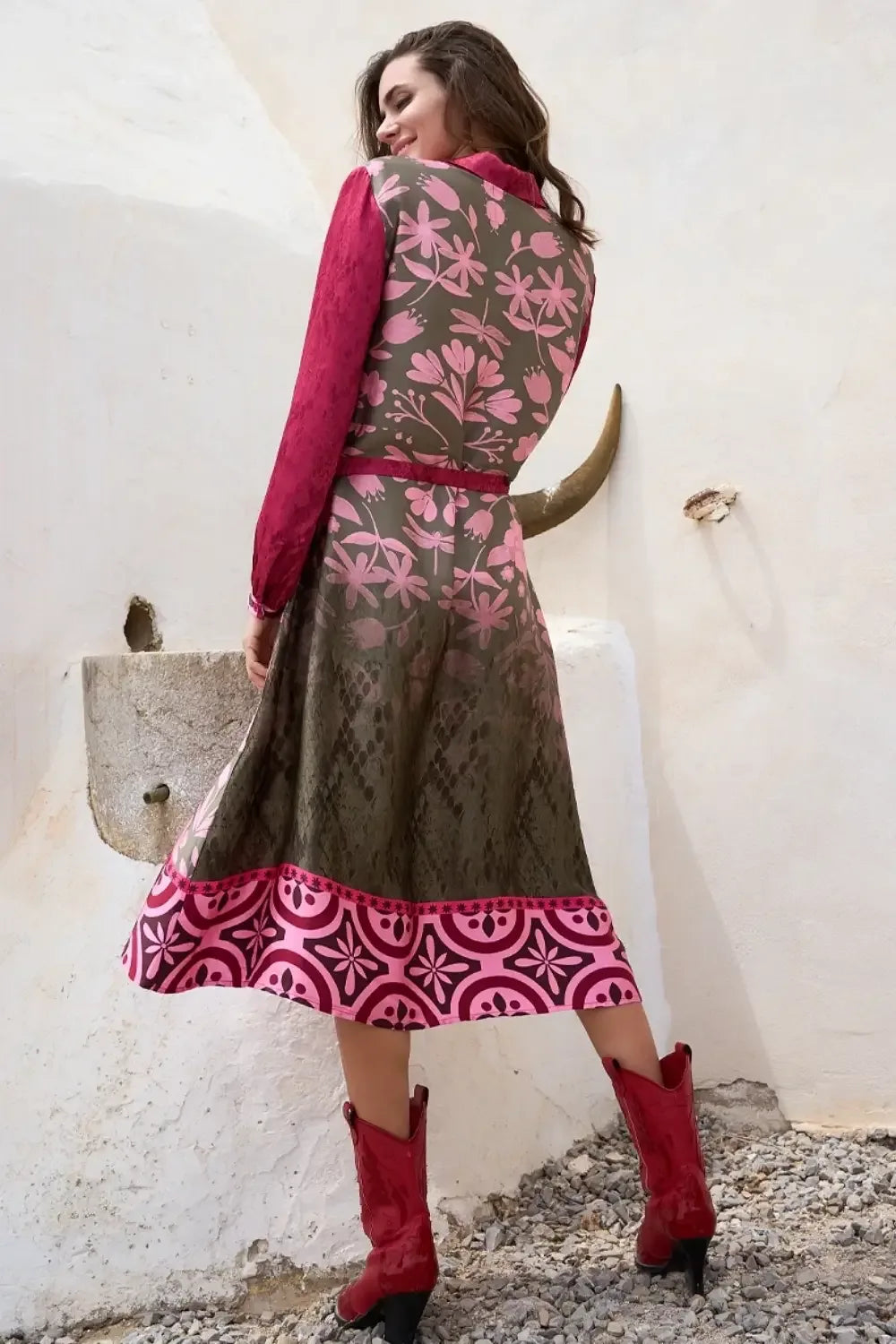 Miss Goodlife happy Day Midi Dress - LUXAMORE