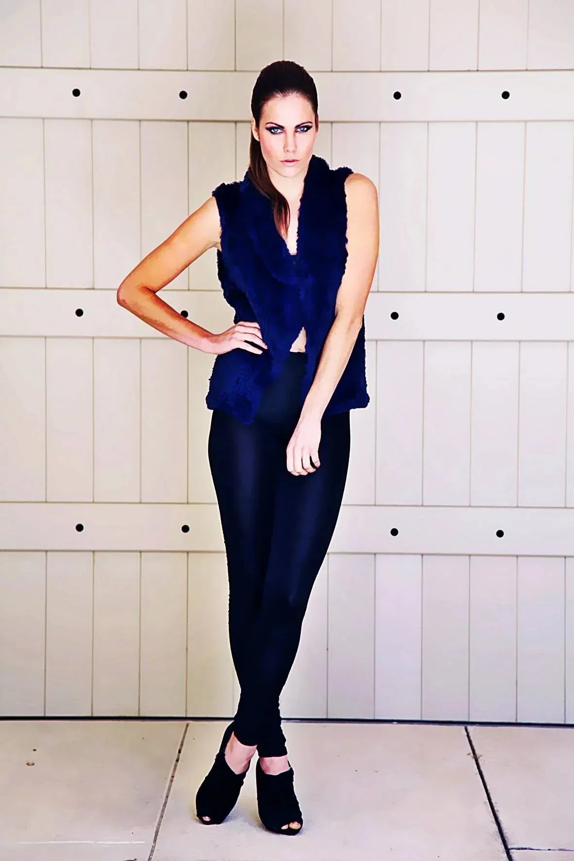 Mode & Affaire Collier Fur Vest - Ink LUXAMORE  