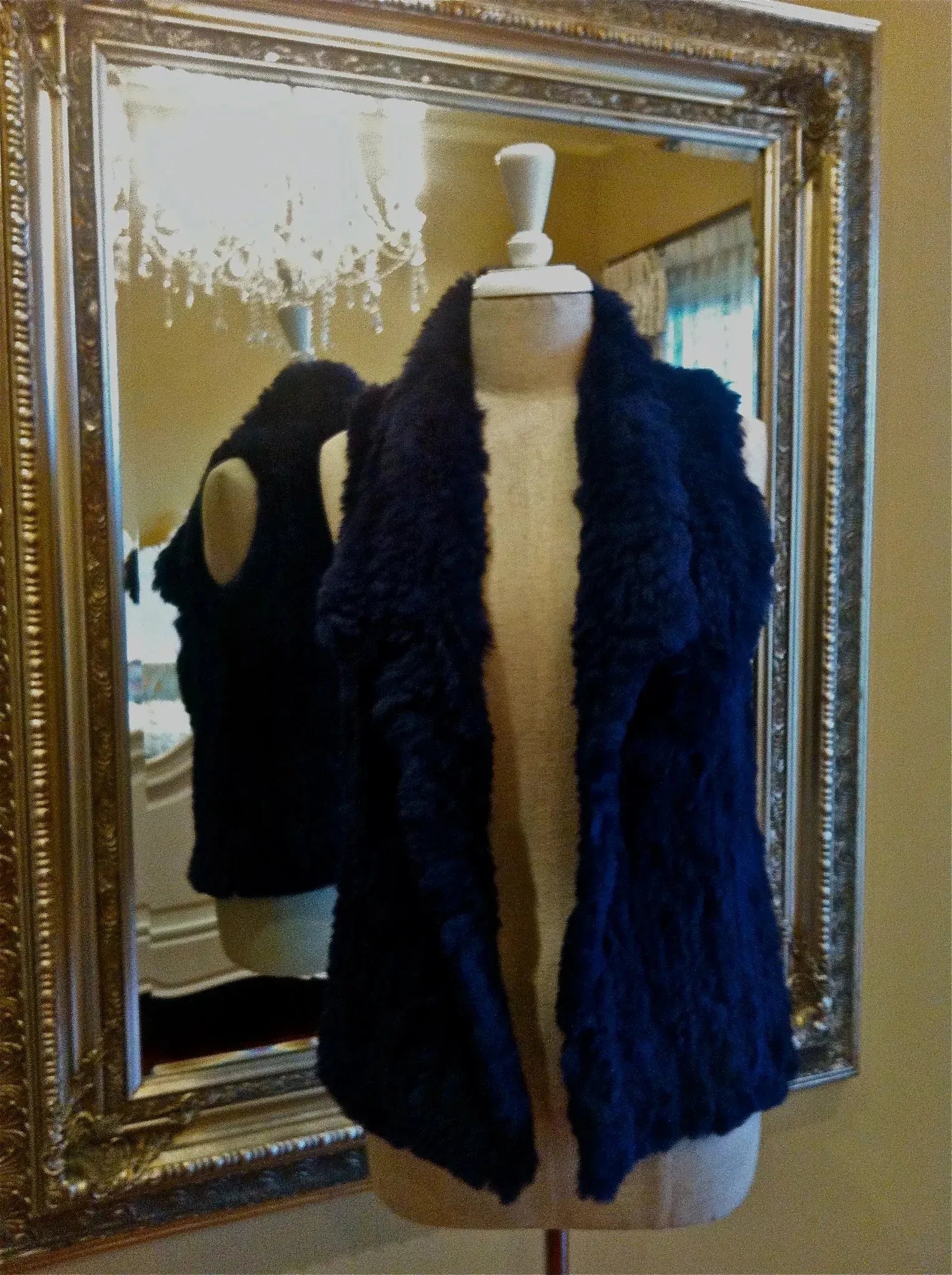 Mode &amp; Affaire Collier Fur Vest - Ink LUXAMORE  