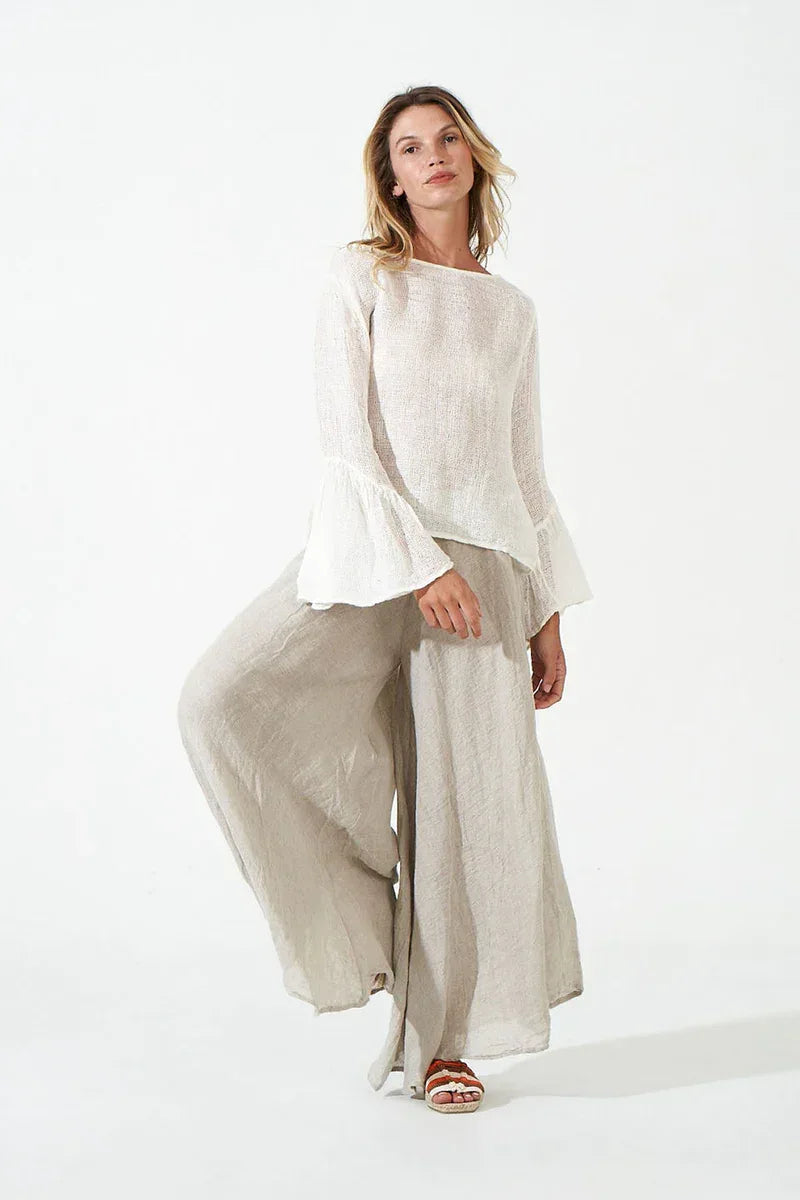 Estilo Emporio Halston Top - Natural worn by model in natural setting LUXAMORE 