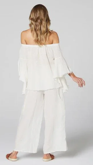 Estilo Emporio Mexicana Top worn by model in natural setting LUXAMORE 